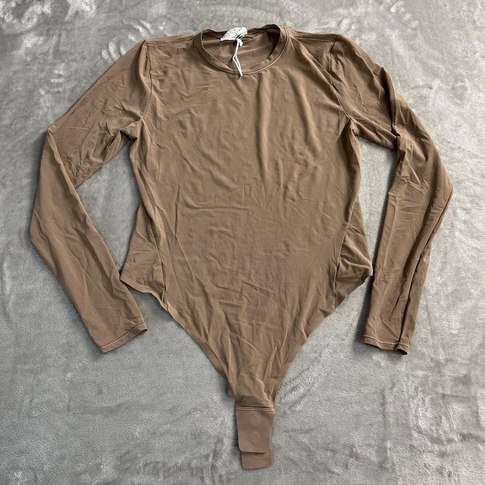 Lululemon Bodysuit Womens Large Brown Long Sleeve Crew Neck Snap Jersey Stretch